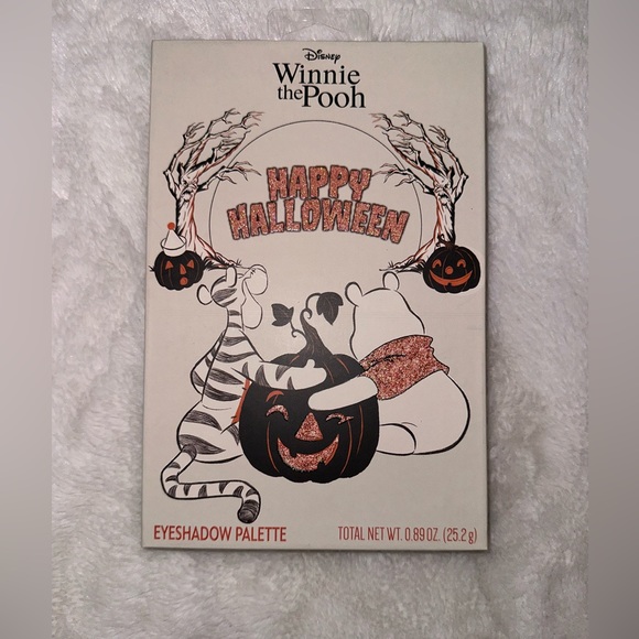 New Winnie the Pooh Eyeshadow Pallet - Picture 3 of 4